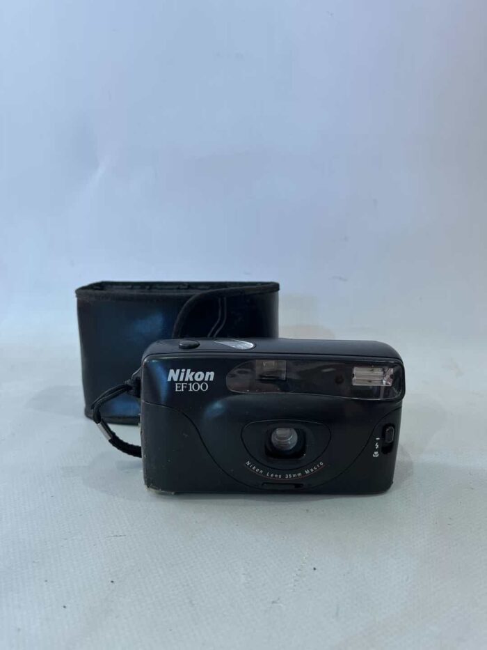 Vintage αναλογική φωτογραφική μηχανή NIKON EF100
