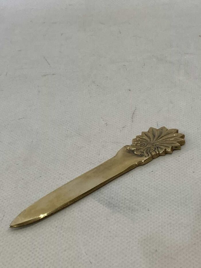 Vintage μεταλλικός χαρτοκόπτης με ανάγλυφα σχέδια 13cm
