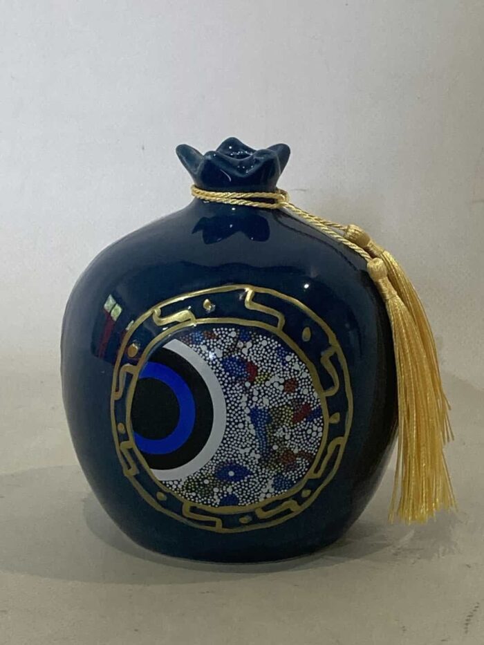 Vintage κεραμικό γούρι σε σχήμα ρόδι , ζωγραφισμένο στο χέρι 14x10
