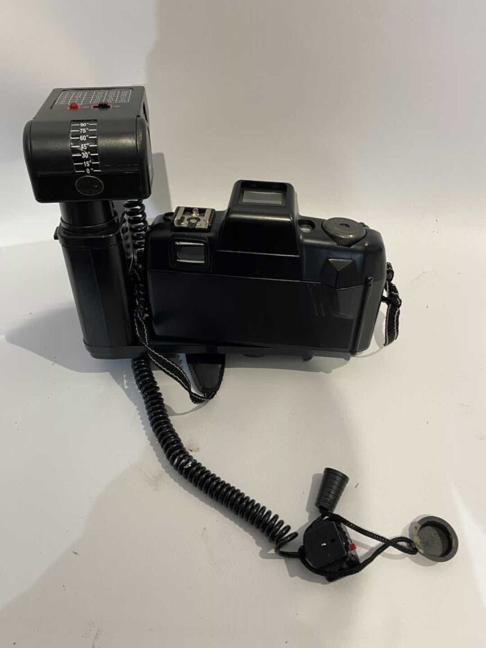 Vintage φωτογραφική μηχανή NOKINA NK3030 DELUXE με φλας - Image 5