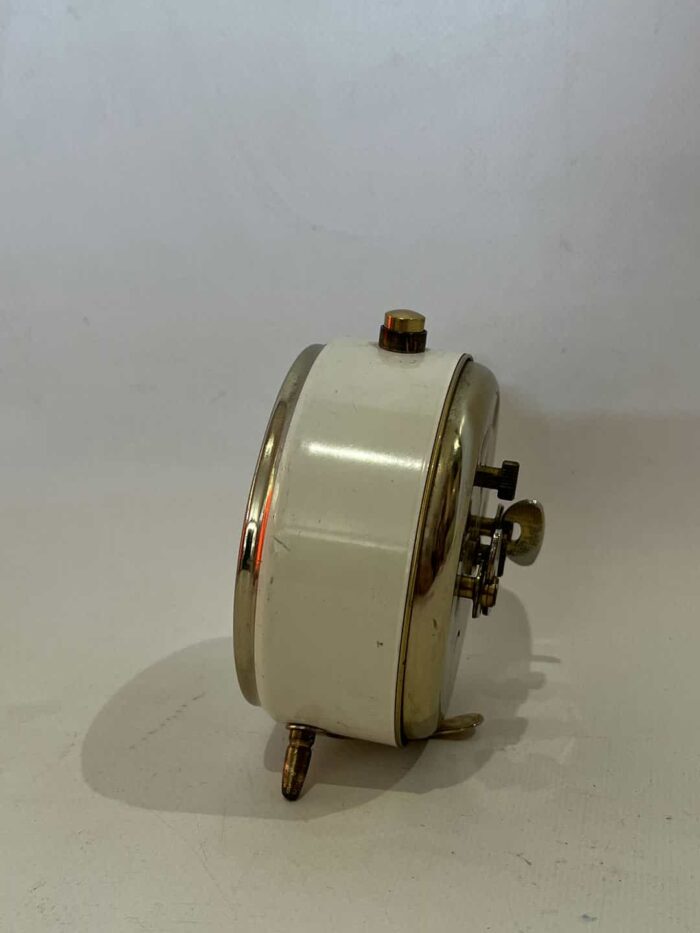 Vintage Γερμανικό κουρδιστό ρολόι Junghans Trivox-Silentic 10x9x4 - Image 2