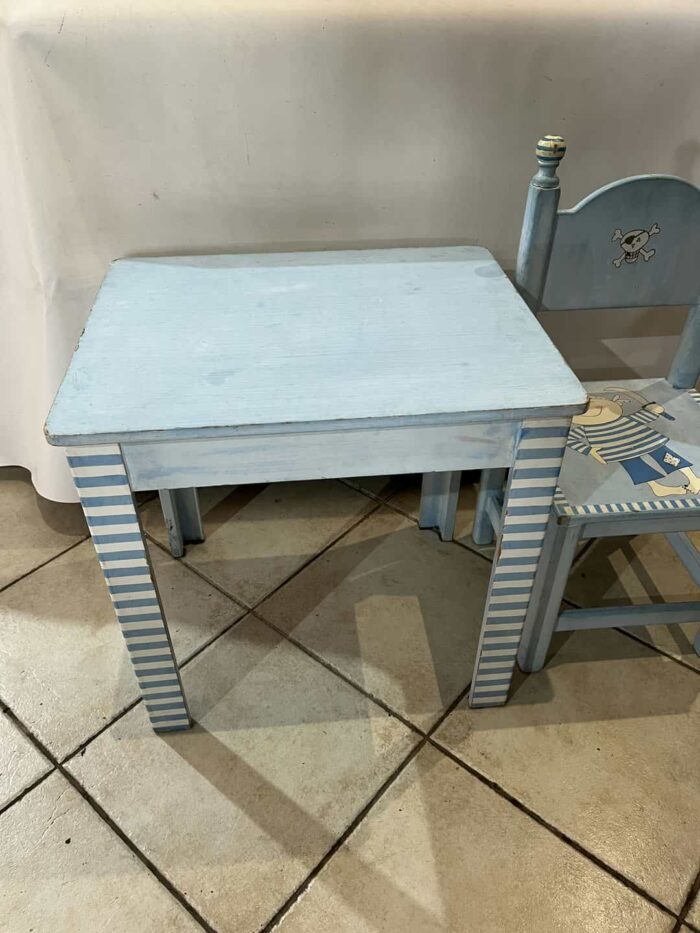 Vintage ξύλινο παιδικό γραφείο με καρέκλα - Image 4
