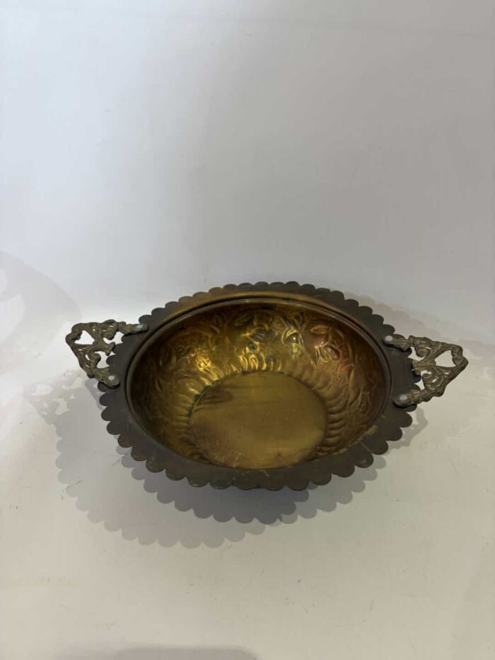 Vintage ανάγλυφη φοντανιέρα με λαβές 6x29